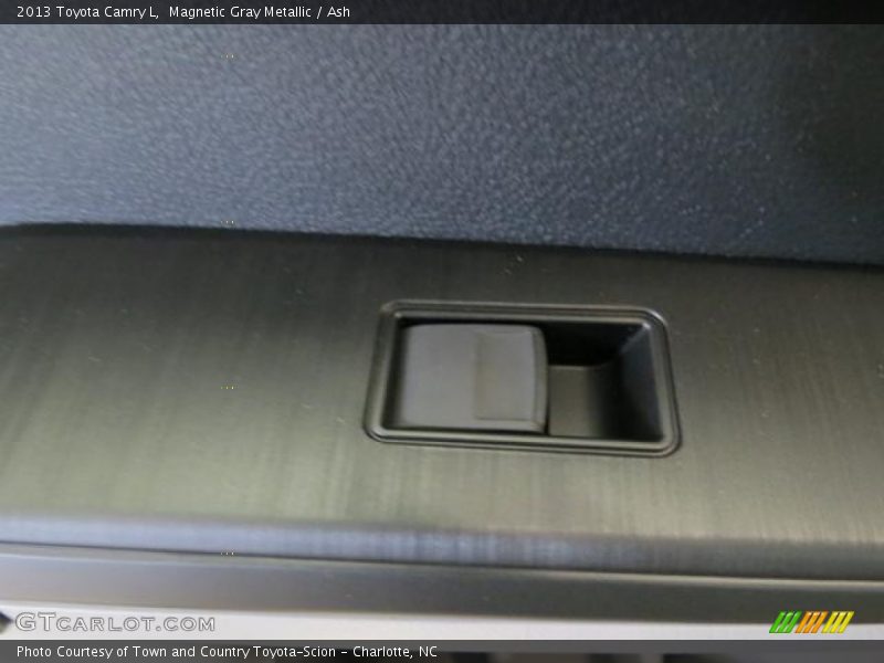 Magnetic Gray Metallic / Ash 2013 Toyota Camry L