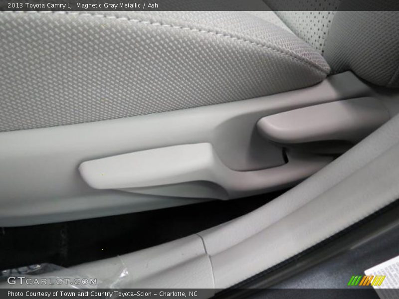 Magnetic Gray Metallic / Ash 2013 Toyota Camry L