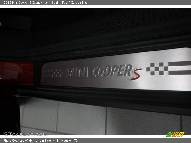 Blazing Red / Carbon Black 2013 Mini Cooper S Countryman