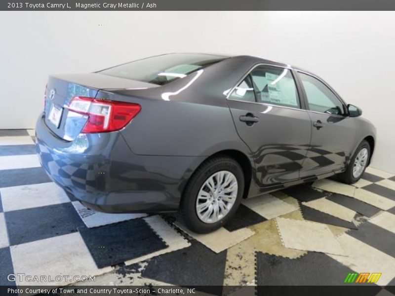 Magnetic Gray Metallic / Ash 2013 Toyota Camry L