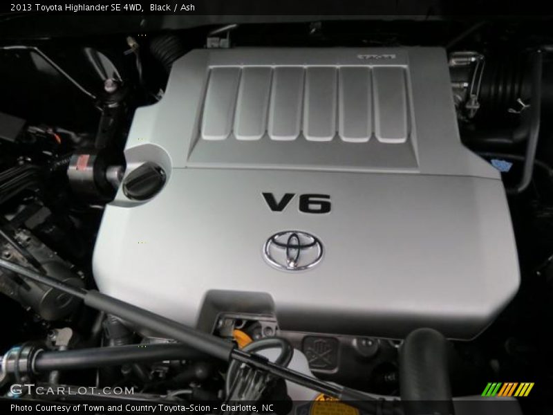 Black / Ash 2013 Toyota Highlander SE 4WD