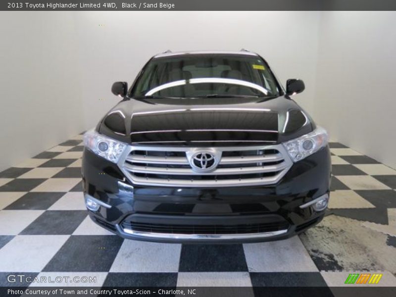 Black / Sand Beige 2013 Toyota Highlander Limited 4WD