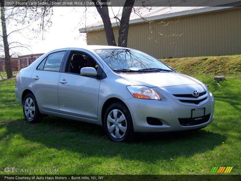 Silver Streak Mica / Dark Charcoal 2007 Toyota Yaris Sedan