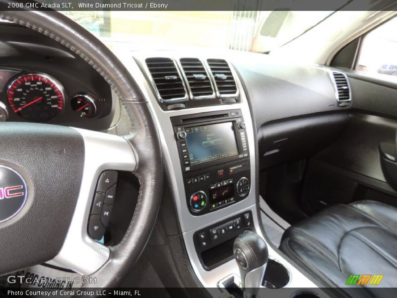 White Diamond Tricoat / Ebony 2008 GMC Acadia SLT