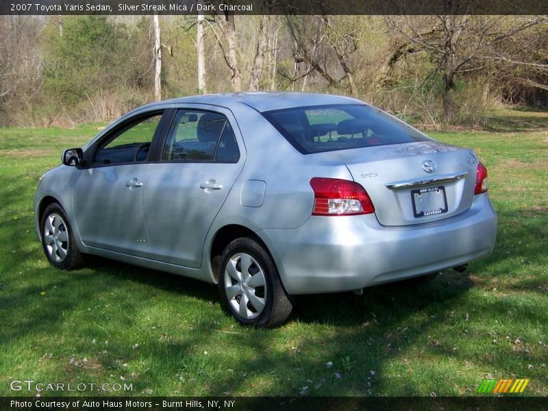 Silver Streak Mica / Dark Charcoal 2007 Toyota Yaris Sedan