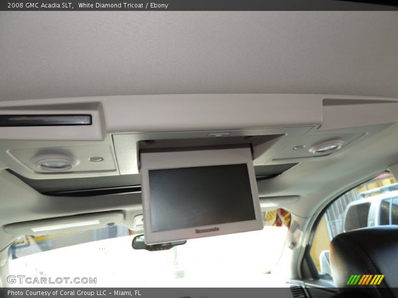 White Diamond Tricoat / Ebony 2008 GMC Acadia SLT