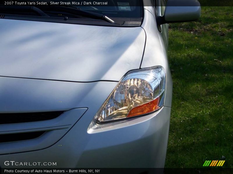Silver Streak Mica / Dark Charcoal 2007 Toyota Yaris Sedan