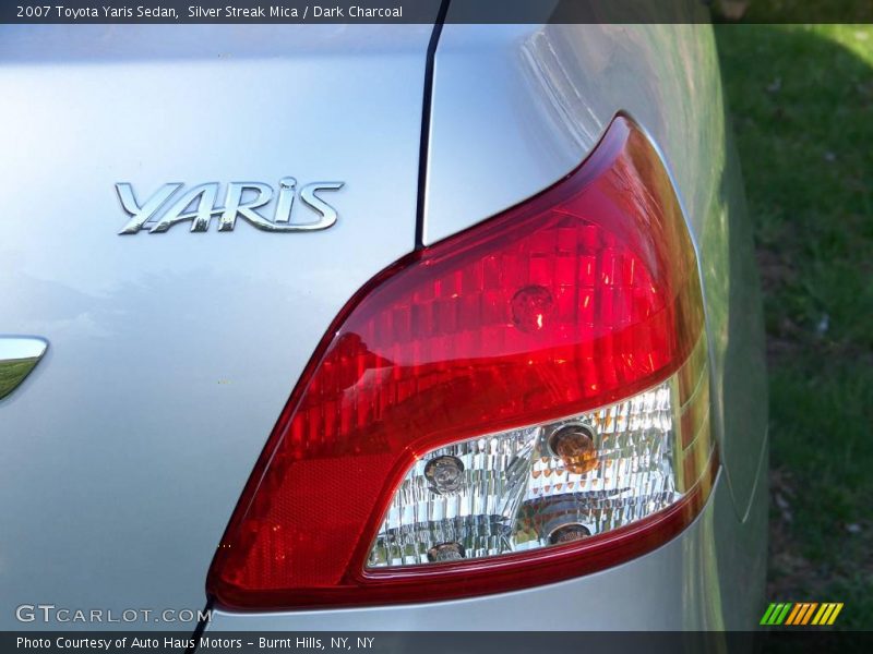 Silver Streak Mica / Dark Charcoal 2007 Toyota Yaris Sedan