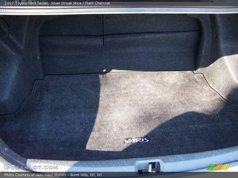 Silver Streak Mica / Dark Charcoal 2007 Toyota Yaris Sedan