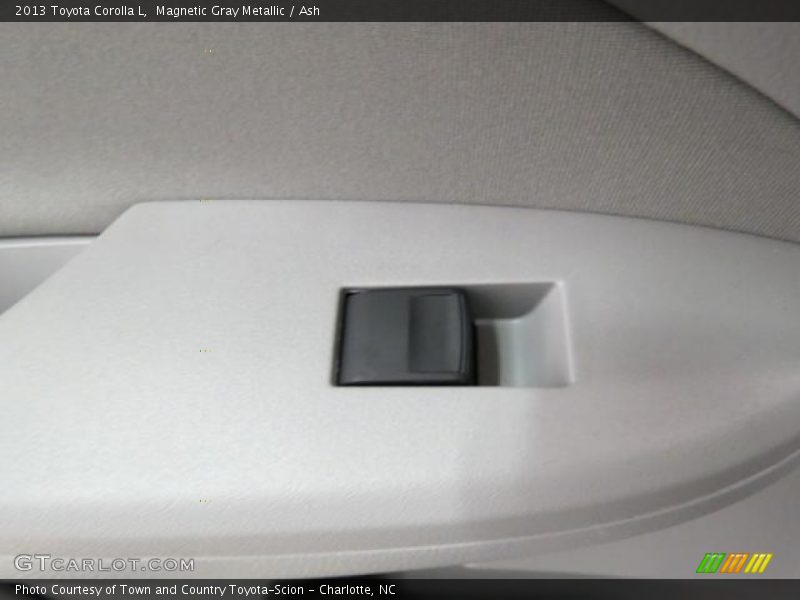 Magnetic Gray Metallic / Ash 2013 Toyota Corolla L
