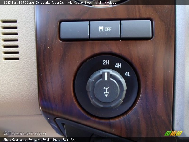 Controls of 2013 F350 Super Duty Lariat SuperCab 4x4