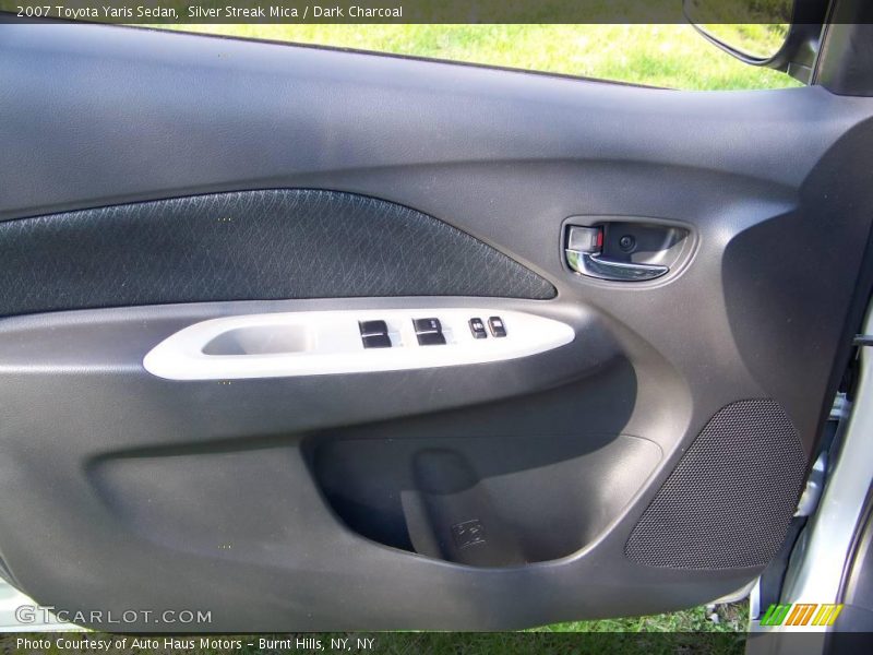 Silver Streak Mica / Dark Charcoal 2007 Toyota Yaris Sedan