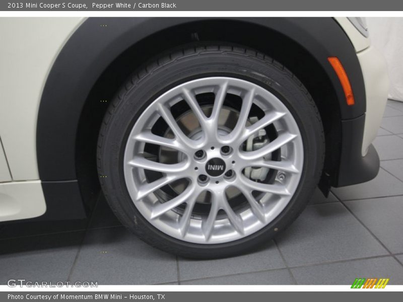 Pepper White / Carbon Black 2013 Mini Cooper S Coupe