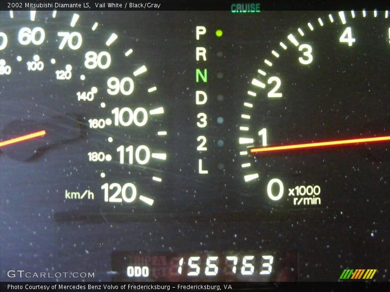 Vail White / Black/Gray 2002 Mitsubishi Diamante LS