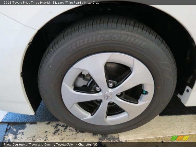 Blizzard White Pearl / Misty Gray 2013 Toyota Prius Three Hybrid
