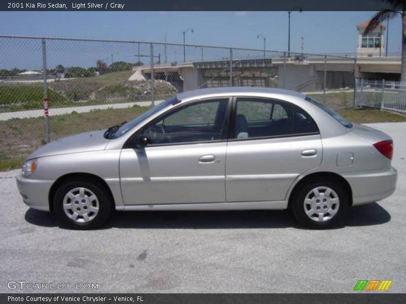 Light Silver / Gray 2001 Kia Rio Sedan