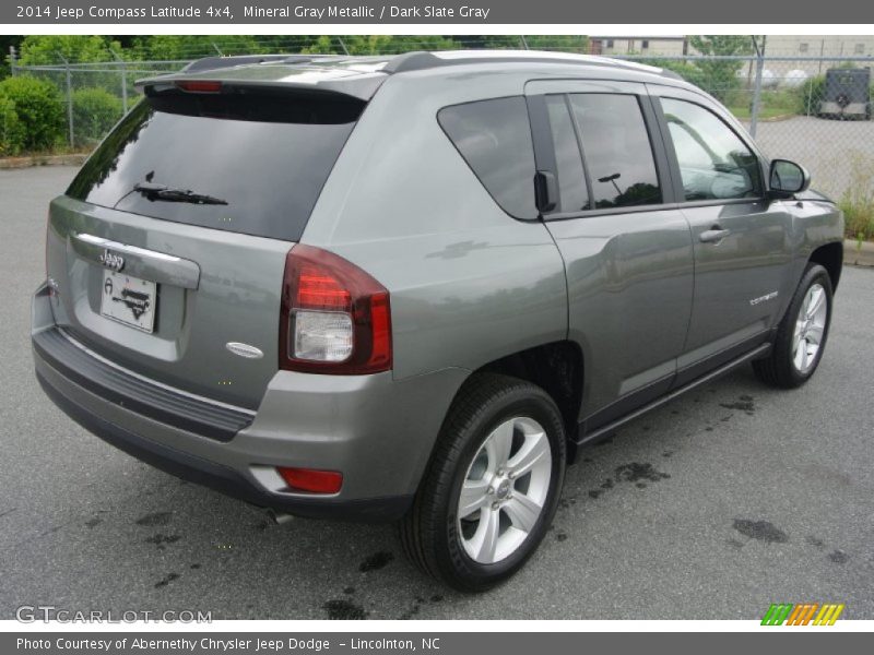 Mineral Gray Metallic / Dark Slate Gray 2014 Jeep Compass Latitude 4x4