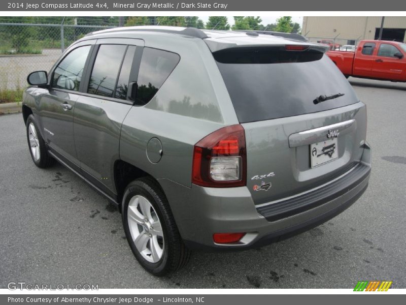 Mineral Gray Metallic / Dark Slate Gray 2014 Jeep Compass Latitude 4x4