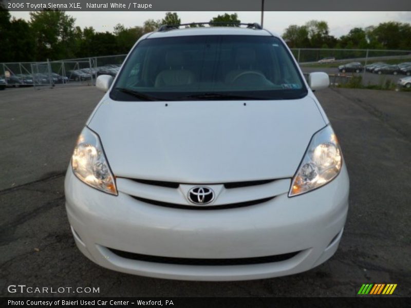 Natural White / Taupe 2006 Toyota Sienna XLE