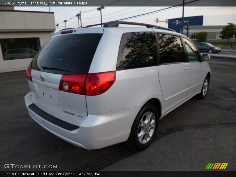 Natural White / Taupe 2006 Toyota Sienna XLE