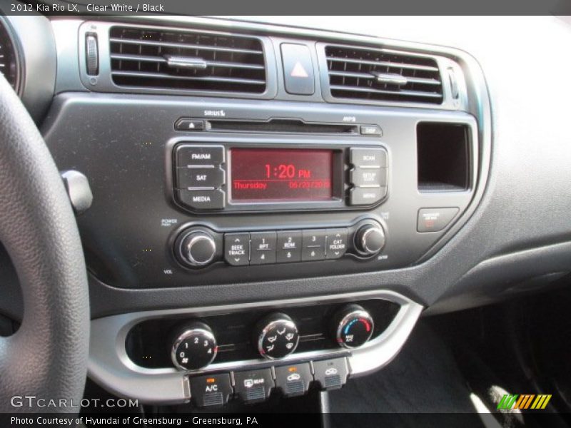 Clear White / Black 2012 Kia Rio LX