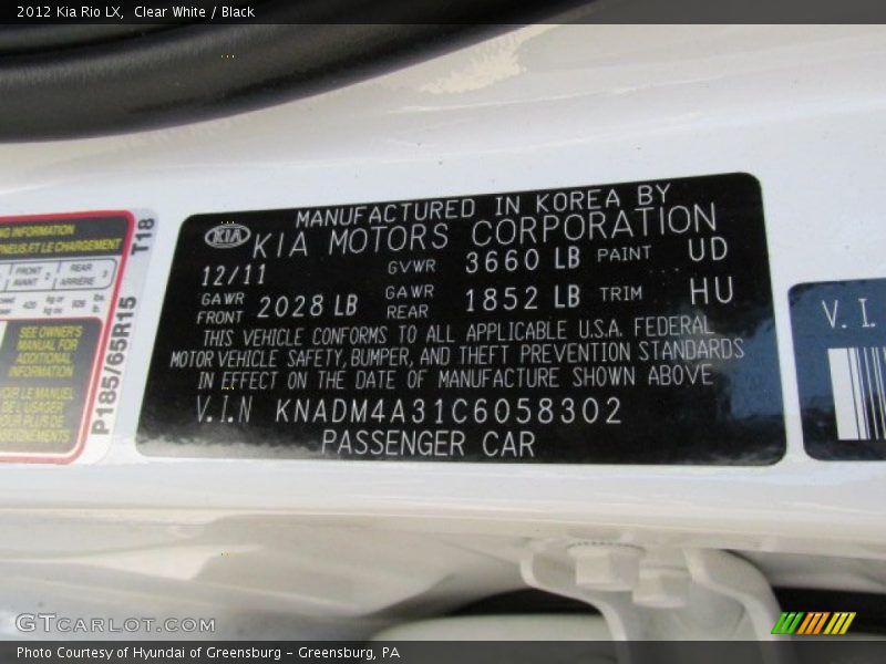 Clear White / Black 2012 Kia Rio LX