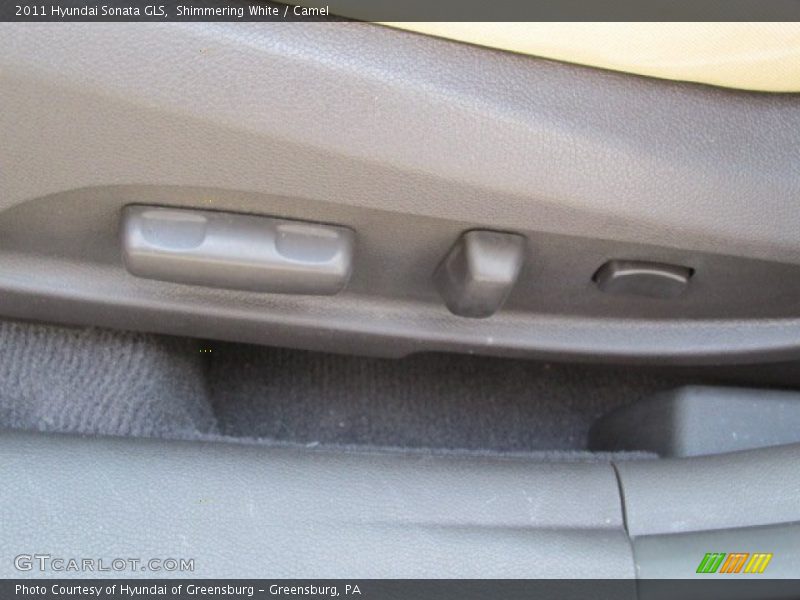 Shimmering White / Camel 2011 Hyundai Sonata GLS