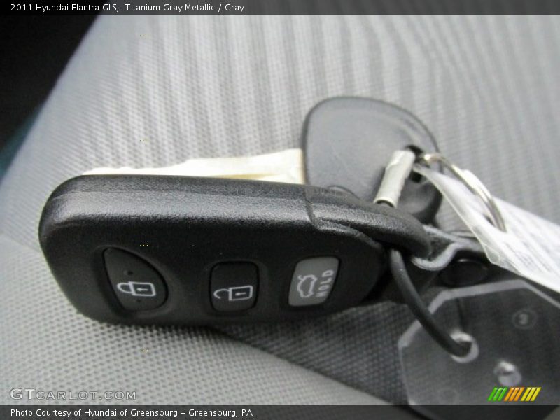Titanium Gray Metallic / Gray 2011 Hyundai Elantra GLS