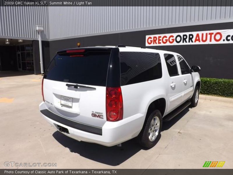 Summit White / Light Tan 2009 GMC Yukon XL SLT