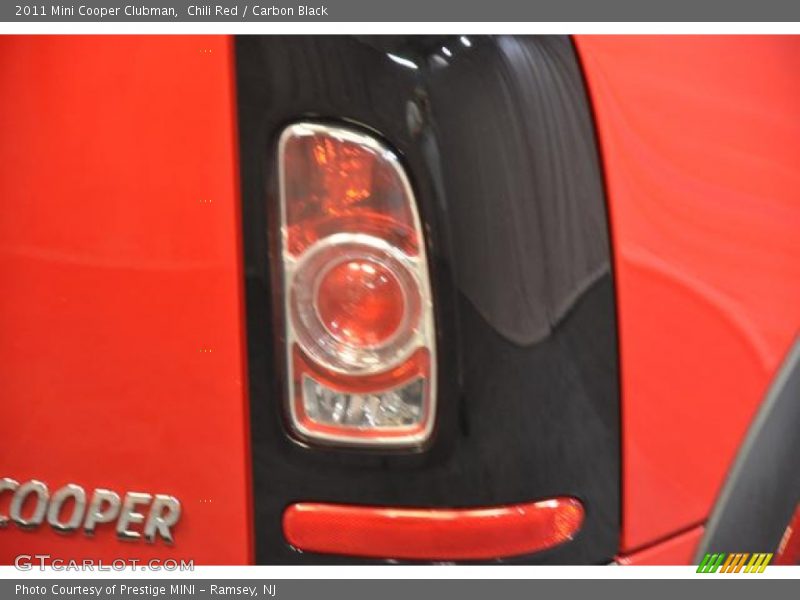 Chili Red / Carbon Black 2011 Mini Cooper Clubman