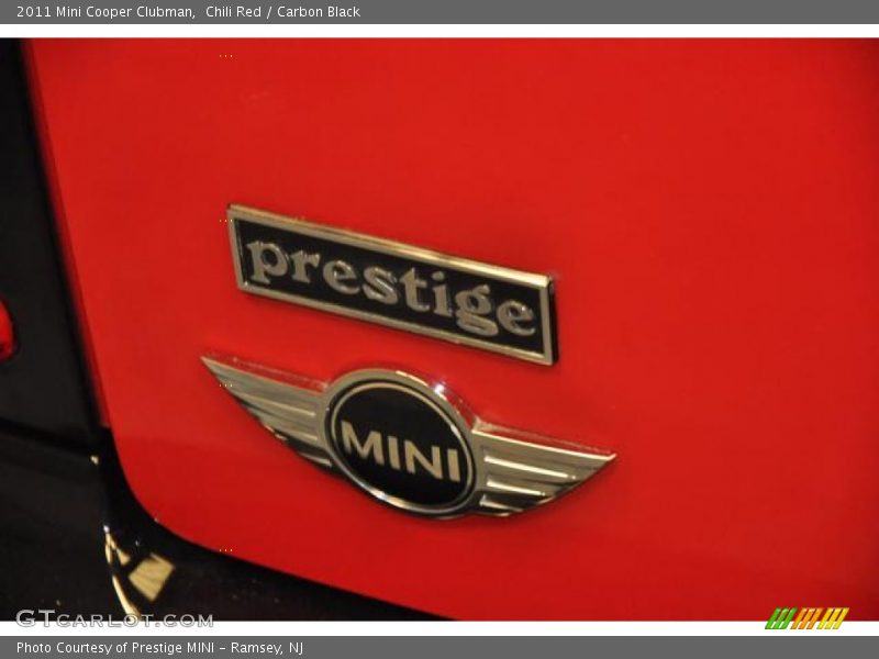Chili Red / Carbon Black 2011 Mini Cooper Clubman