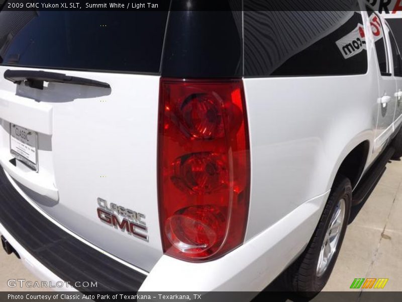 Summit White / Light Tan 2009 GMC Yukon XL SLT