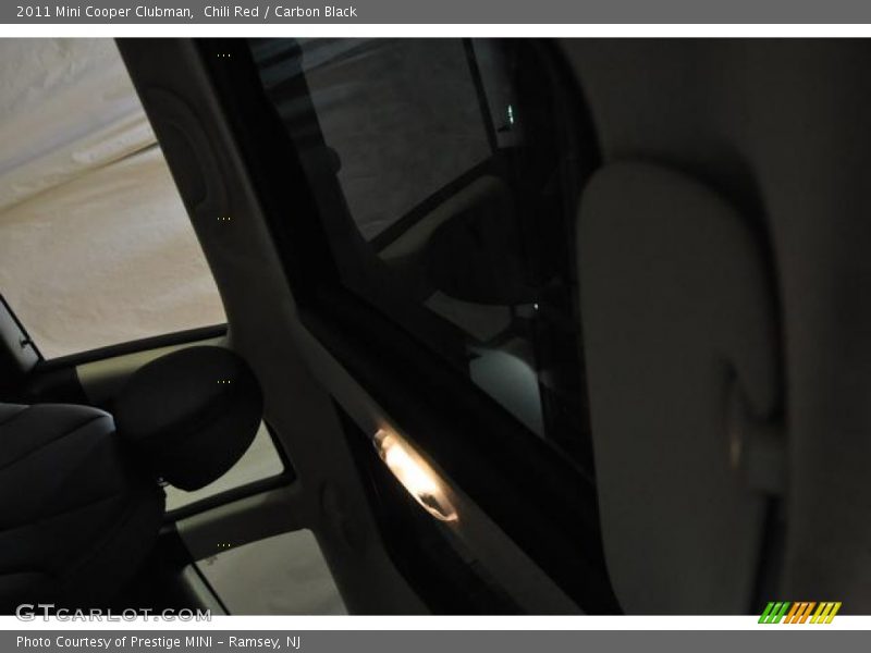 Chili Red / Carbon Black 2011 Mini Cooper Clubman
