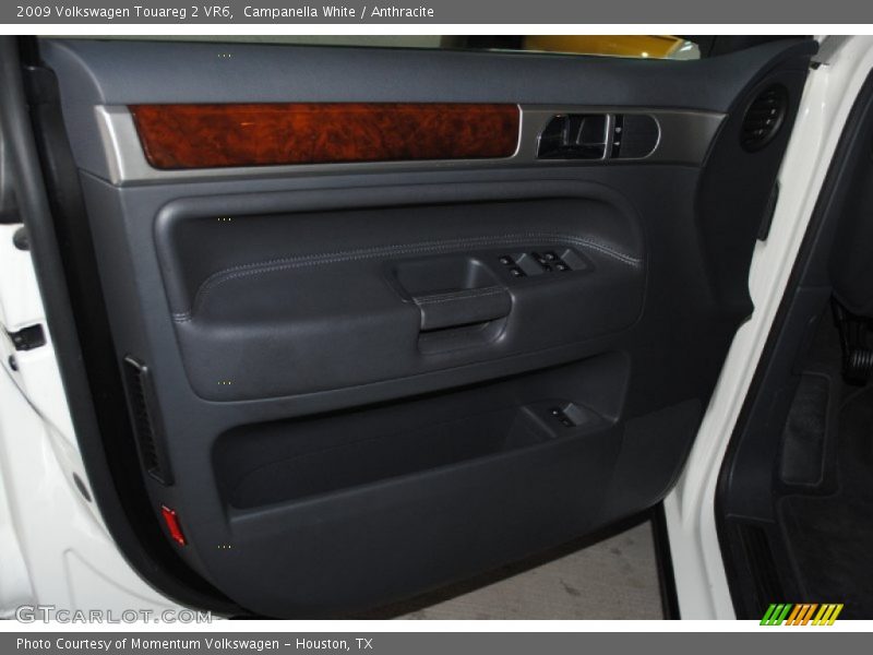 Campanella White / Anthracite 2009 Volkswagen Touareg 2 VR6