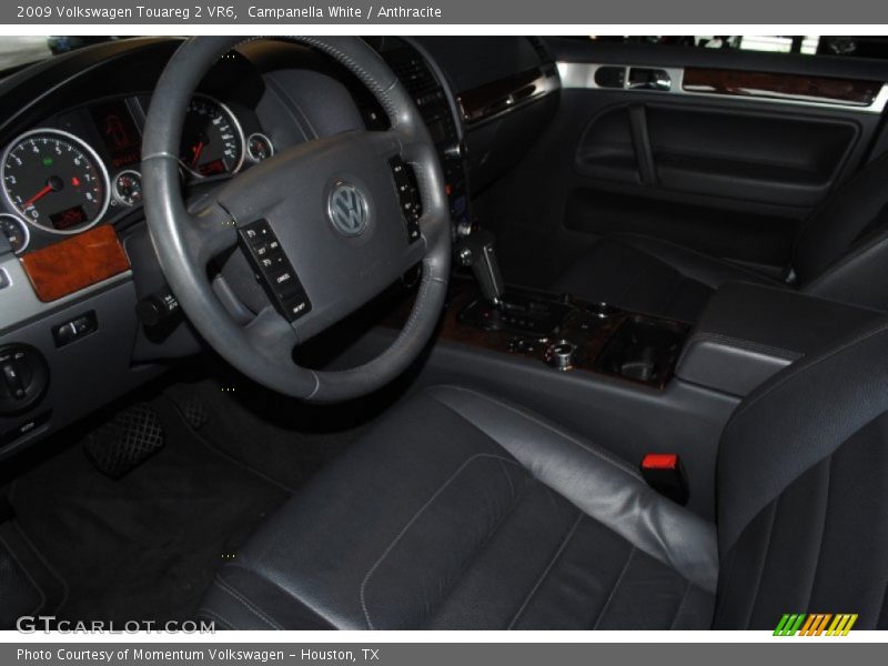 Campanella White / Anthracite 2009 Volkswagen Touareg 2 VR6