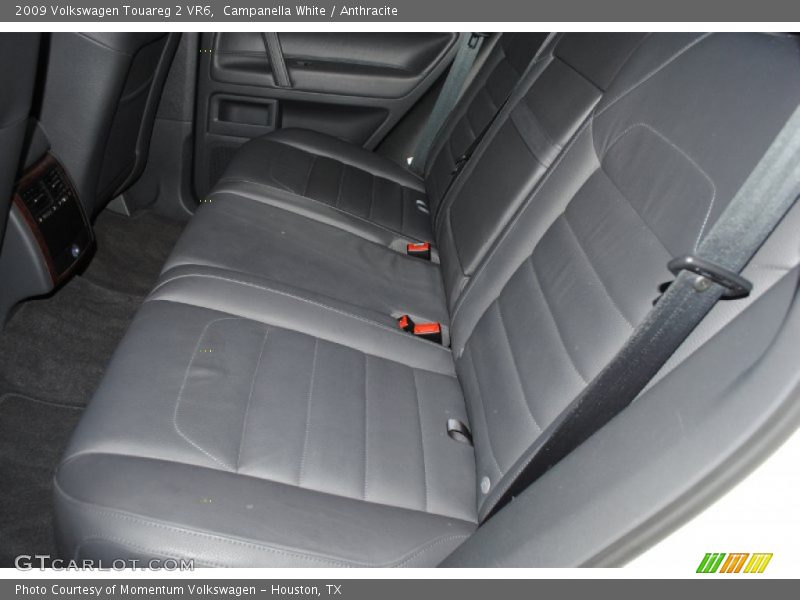Campanella White / Anthracite 2009 Volkswagen Touareg 2 VR6