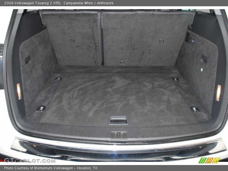 Campanella White / Anthracite 2009 Volkswagen Touareg 2 VR6