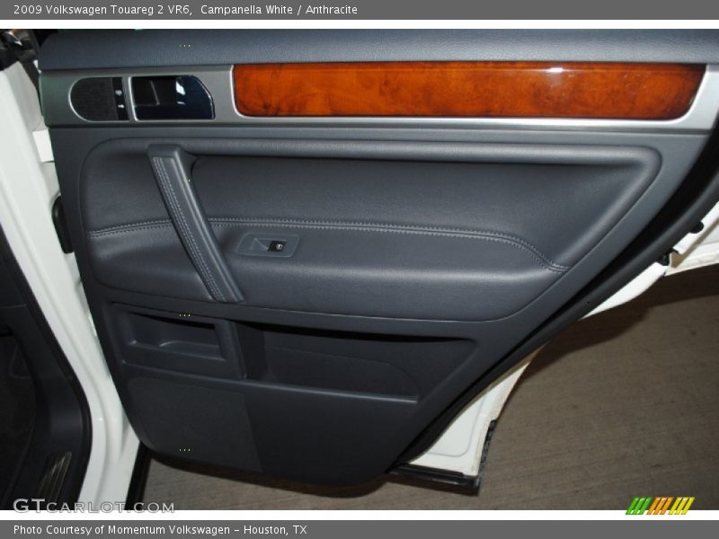 Campanella White / Anthracite 2009 Volkswagen Touareg 2 VR6