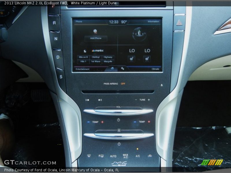 White Platinum / Light Dune 2013 Lincoln MKZ 2.0L EcoBoost FWD