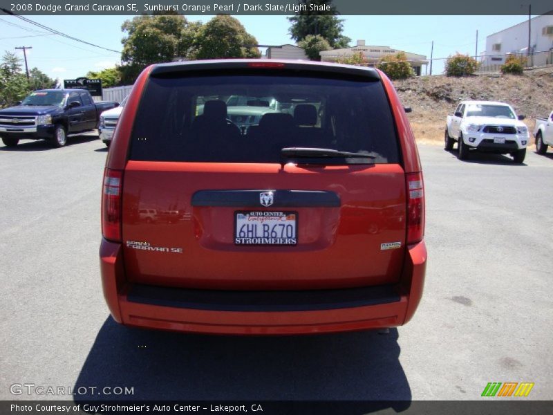 Sunburst Orange Pearl / Dark Slate/Light Shale 2008 Dodge Grand Caravan SE