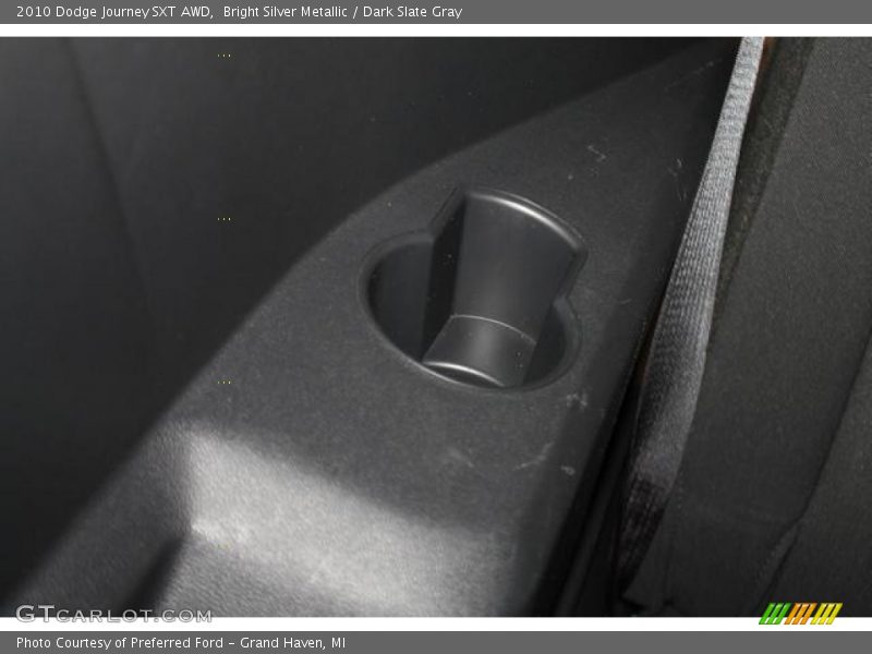 Bright Silver Metallic / Dark Slate Gray 2010 Dodge Journey SXT AWD