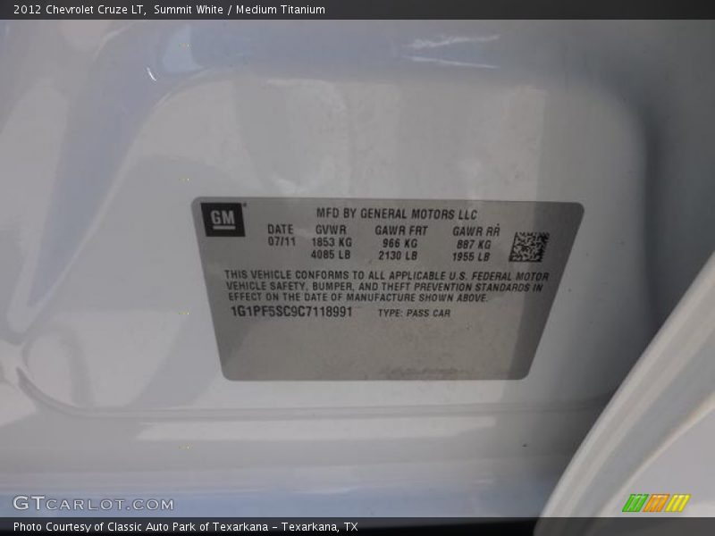 Summit White / Medium Titanium 2012 Chevrolet Cruze LT