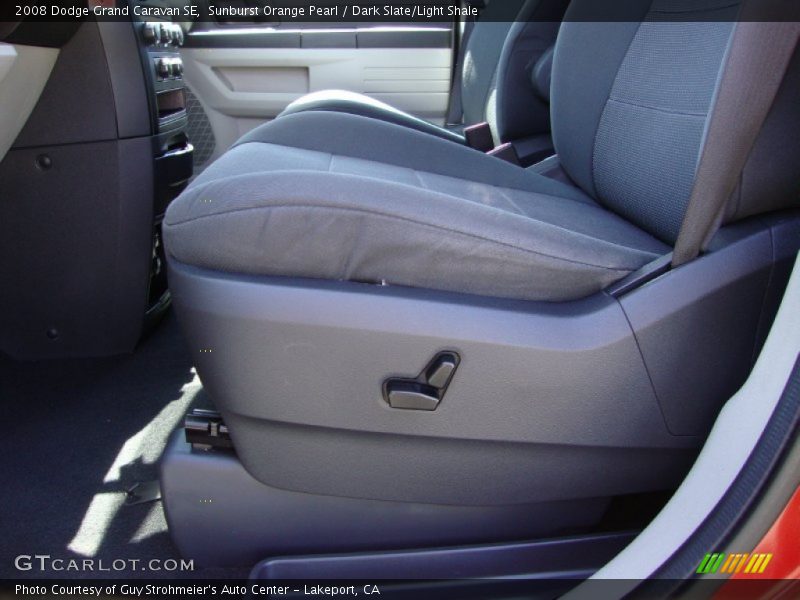 Sunburst Orange Pearl / Dark Slate/Light Shale 2008 Dodge Grand Caravan SE