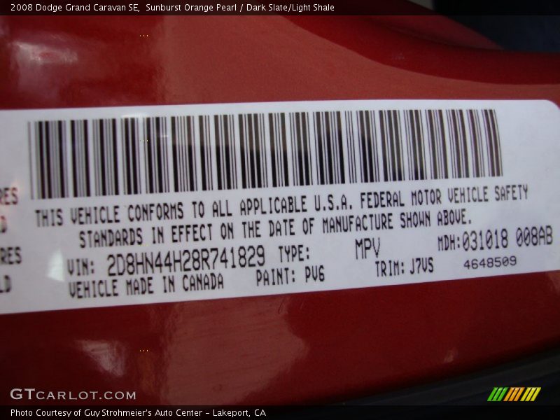 Sunburst Orange Pearl / Dark Slate/Light Shale 2008 Dodge Grand Caravan SE