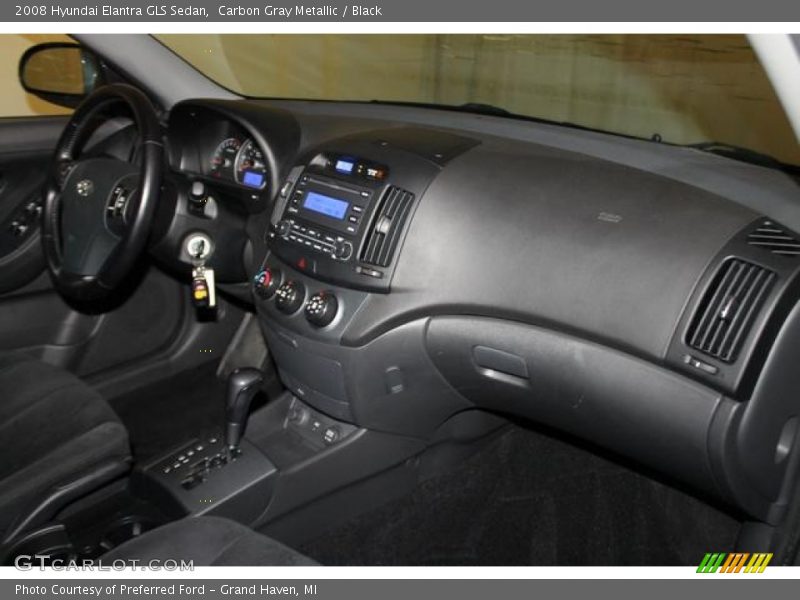 Carbon Gray Metallic / Black 2008 Hyundai Elantra GLS Sedan