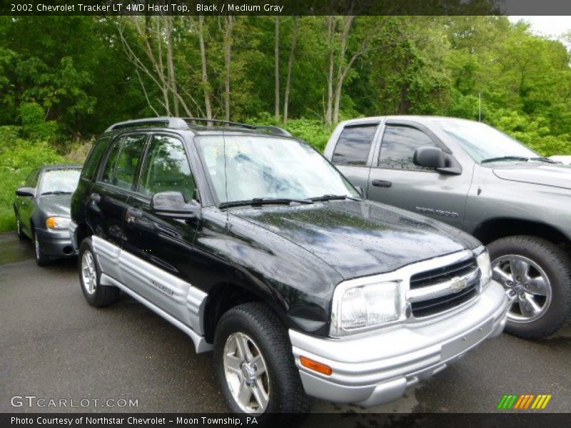 Black / Medium Gray 2002 Chevrolet Tracker LT 4WD Hard Top