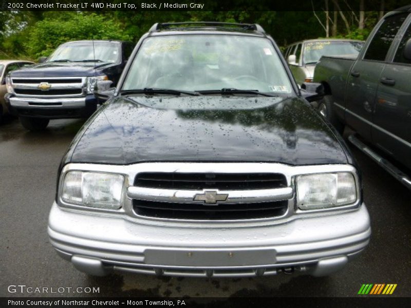 Black / Medium Gray 2002 Chevrolet Tracker LT 4WD Hard Top