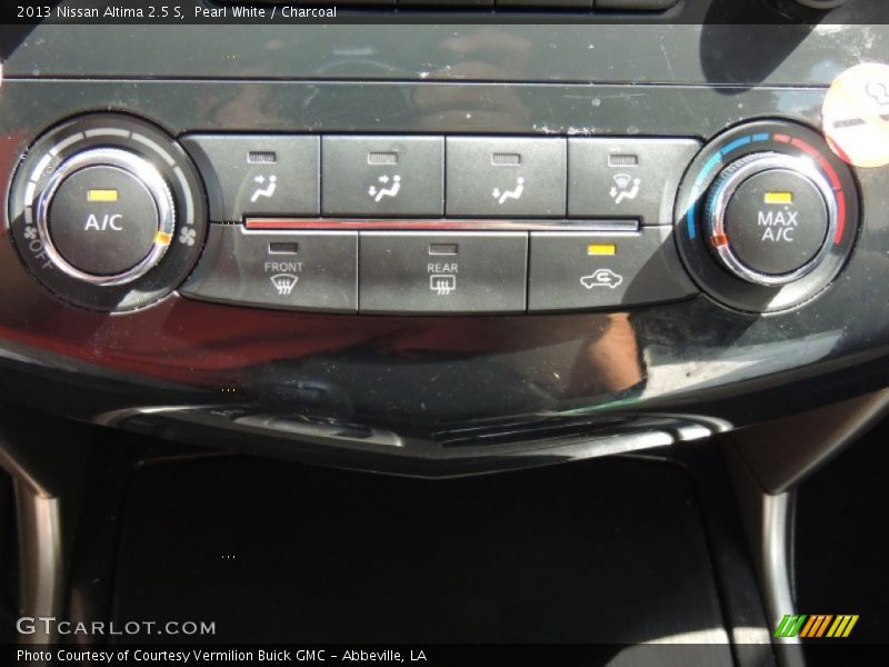 Pearl White / Charcoal 2013 Nissan Altima 2.5 S