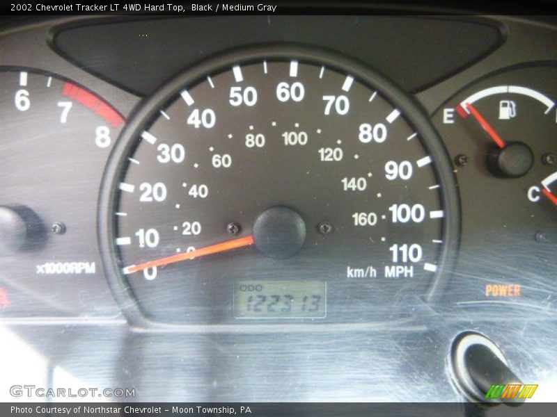 Black / Medium Gray 2002 Chevrolet Tracker LT 4WD Hard Top
