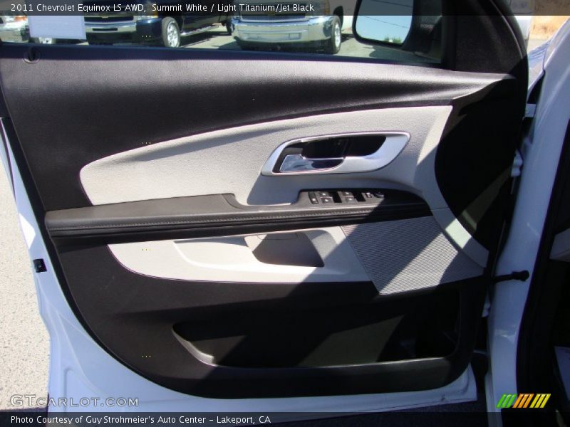 Summit White / Light Titanium/Jet Black 2011 Chevrolet Equinox LS AWD